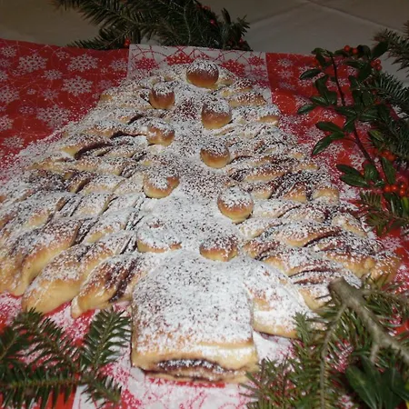 Agriturismo Al Mandorlo Bed & Breakfast *