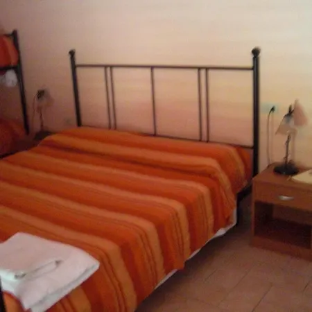 Couette-café Agriturismo Al Mandorlo *