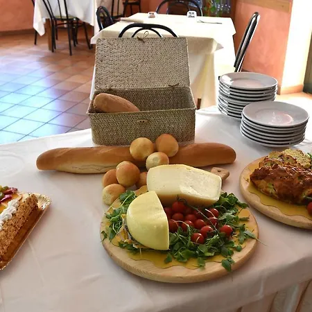 Bed & Breakfast Agriturismo Al Mandorlo