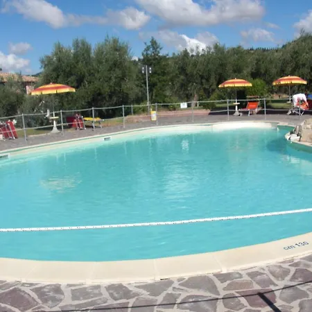 Agriturismo Al Mandorlo Serrungarina