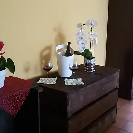 Agriturismo Al Mandorlo Couette-café *