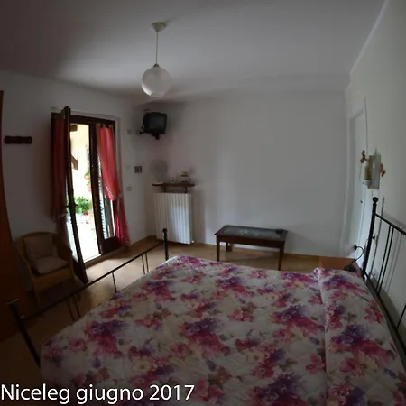 Bed and Breakfast Agriturismo Al Mandorlo