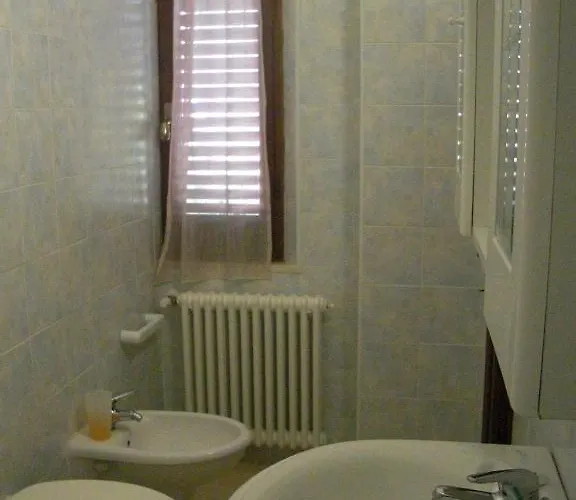 Agriturismo Al Mandorlo Bed and Breakfast