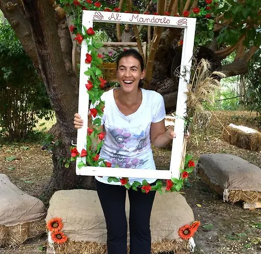 Agriturismo Al Mandorlo Bed and Breakfast *