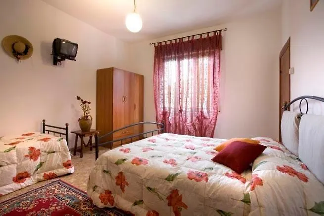 Bed and Breakfast Agriturismo Al Mandorlo *